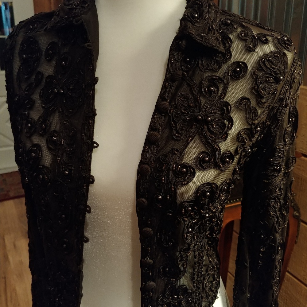 Cache Lace top - Picture 1 of 5